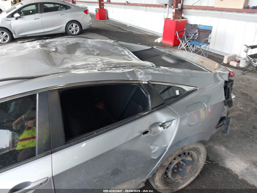 VIN 2HGFC2F56JH546915 2018 HONDA CIVIC LX