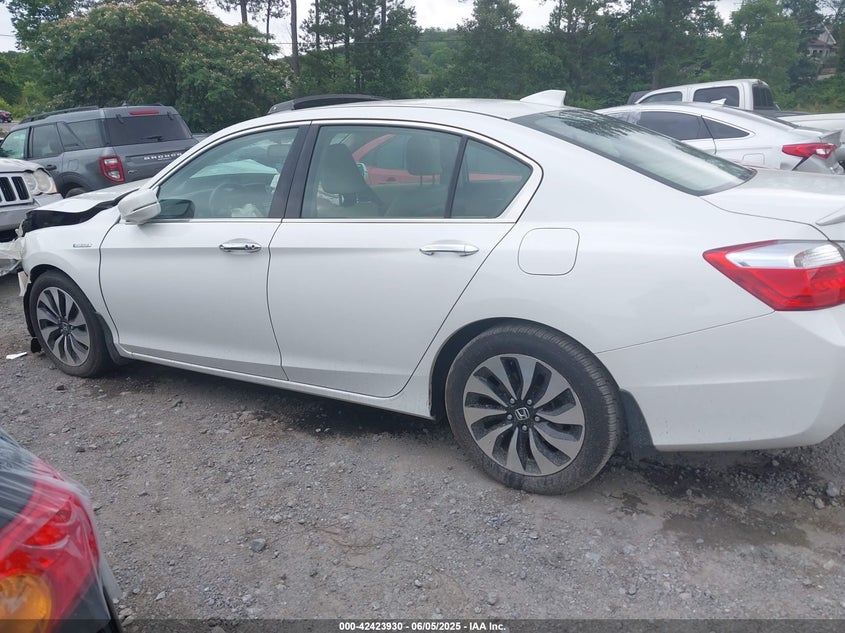 2014 Honda Accord Hybrid Ex-L VIN: 1HGCR6F56EA005411 Lot: 42423930