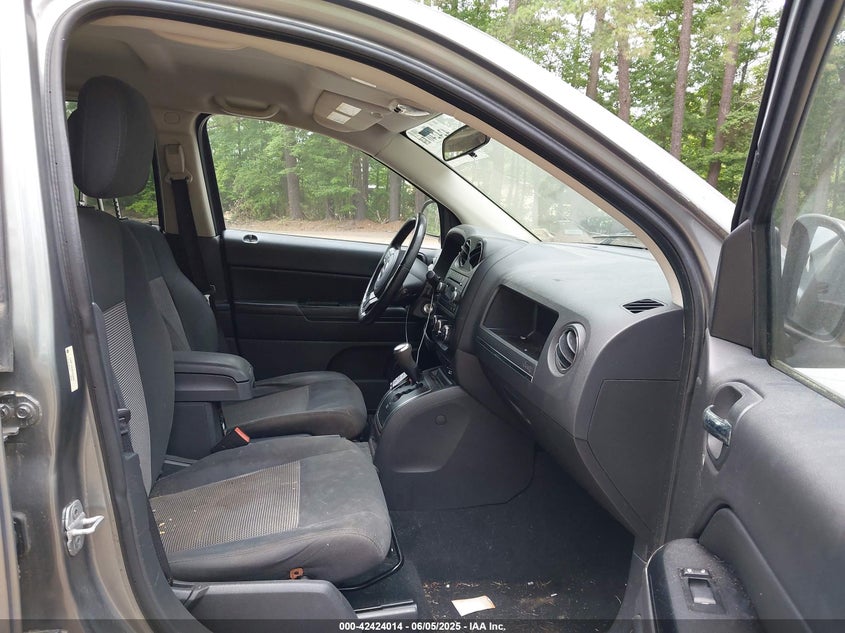 2011 JEEP COMPASS VIN: 1J4NT1FB7BD253303