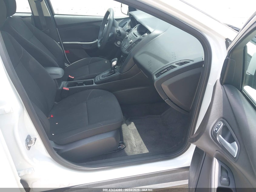 2017 FORD FOCUS SE - 1FADP3F20HL244335