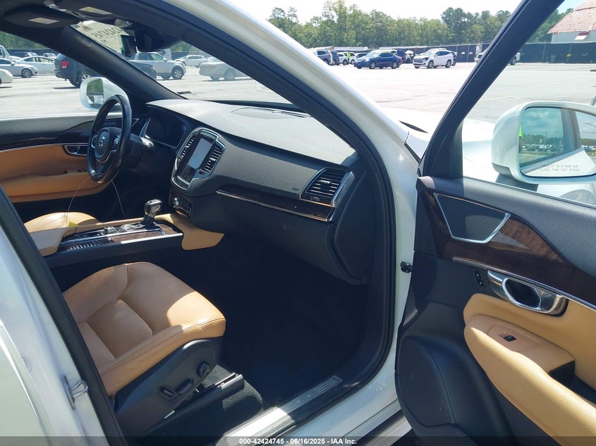 2016 VOLVO XC90 VIN: YV4A22PK8G1034321