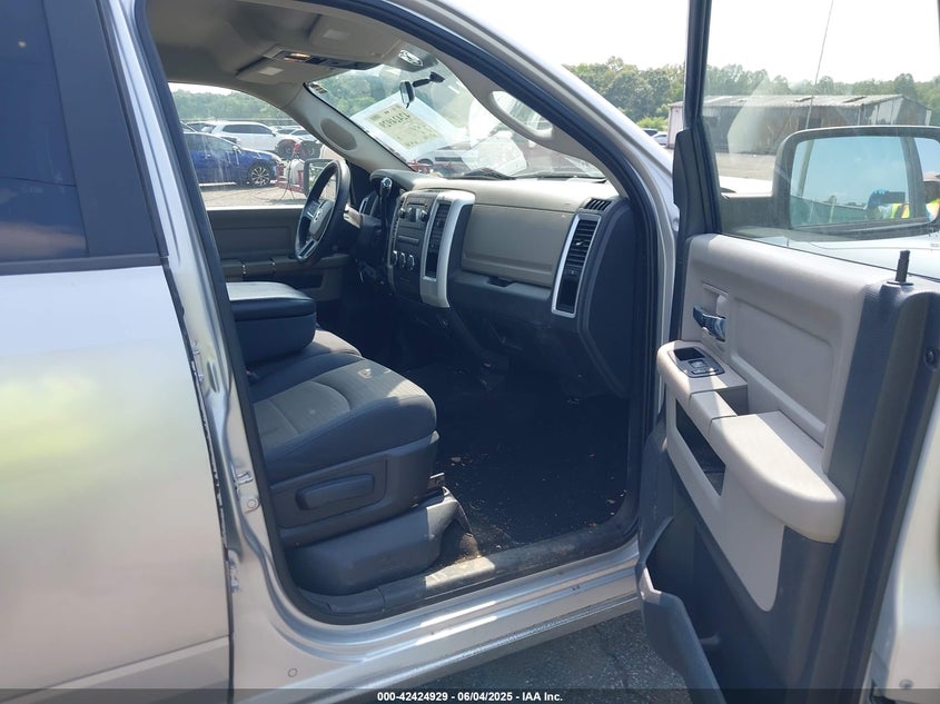 2009 DODGE RAM 1500 VIN: 1D3HB13PX9J509944