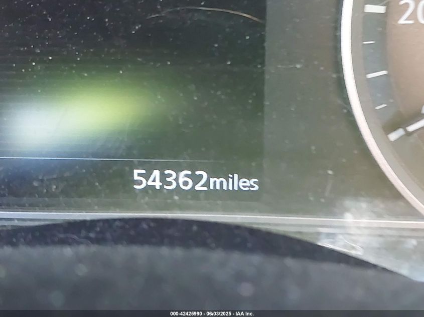 2018 Nissan Kicks Sr VIN: 3N1CP5CUXJL512635 Lot: 42425990