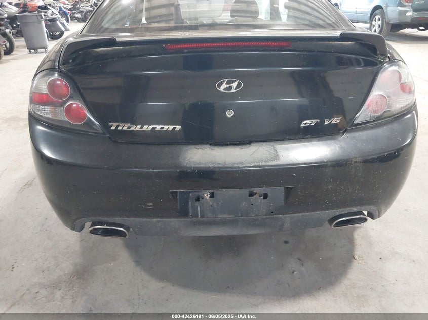 2008 Hyundai Tiburon Gt/Gt Limited/Se VIN: KMHHN66FX8U294266 Lot: 42426181