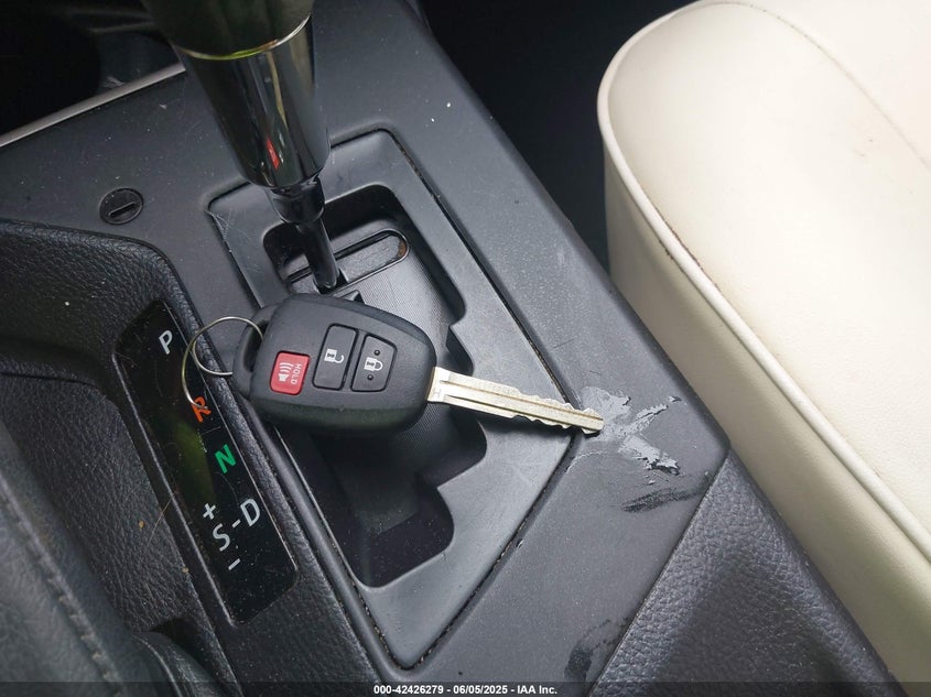 2018 TOYOTA RAV4 LE - 2T3ZFREV6JW451722