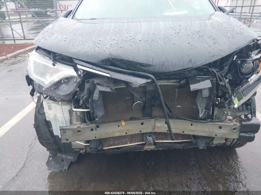 2018 TOYOTA RAV4 LE - 2T3ZFREV6JW451722