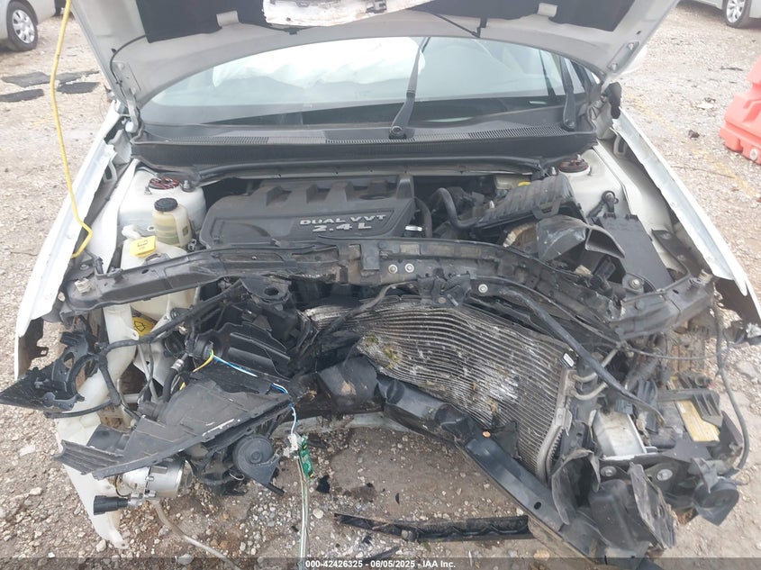 2013 Chrysler 200 Touring VIN: 1C3CCBBB7DN672231 Lot: 42426325