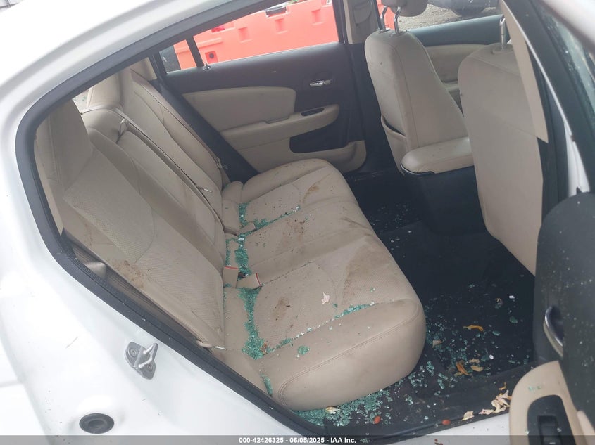 2013 Chrysler 200 Touring VIN: 1C3CCBBB7DN672231 Lot: 42426325