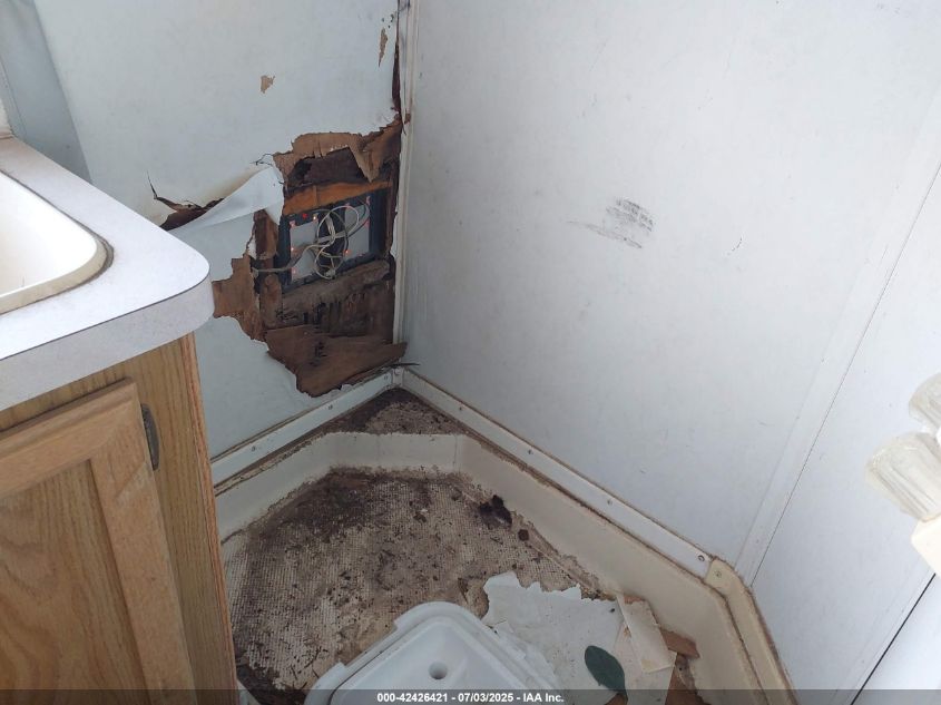 1992 Chevrolet G30 VIN: 2GBJG31N0N4139586 Lot: 42426421