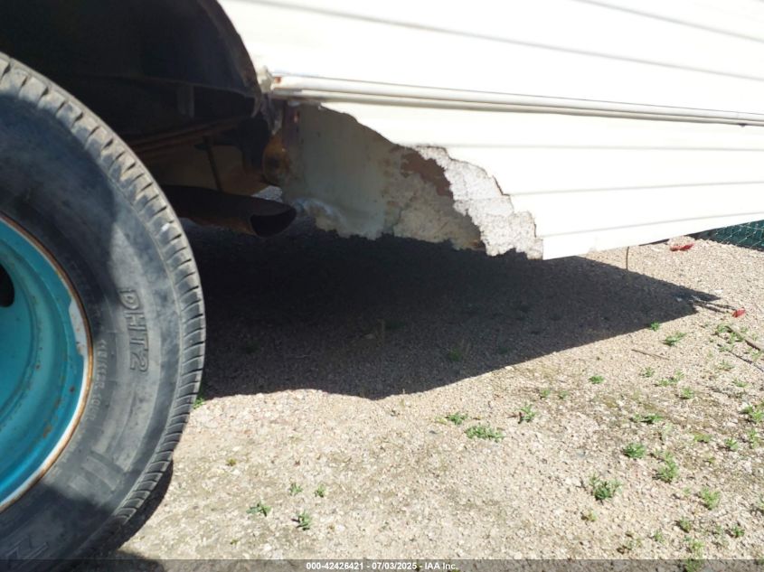 1992 Chevrolet G30 VIN: 2GBJG31N0N4139586 Lot: 42426421