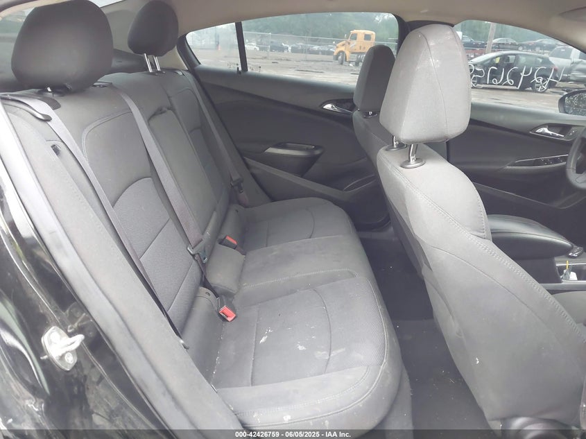 2017 CHEVROLET CRUZE LT AUTO - 1G1BE5SM8H7263680