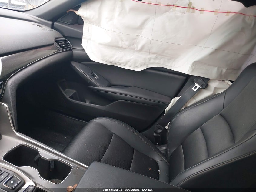 2021 HONDA ACCORD VIN: 1HGCV2F38MA023135