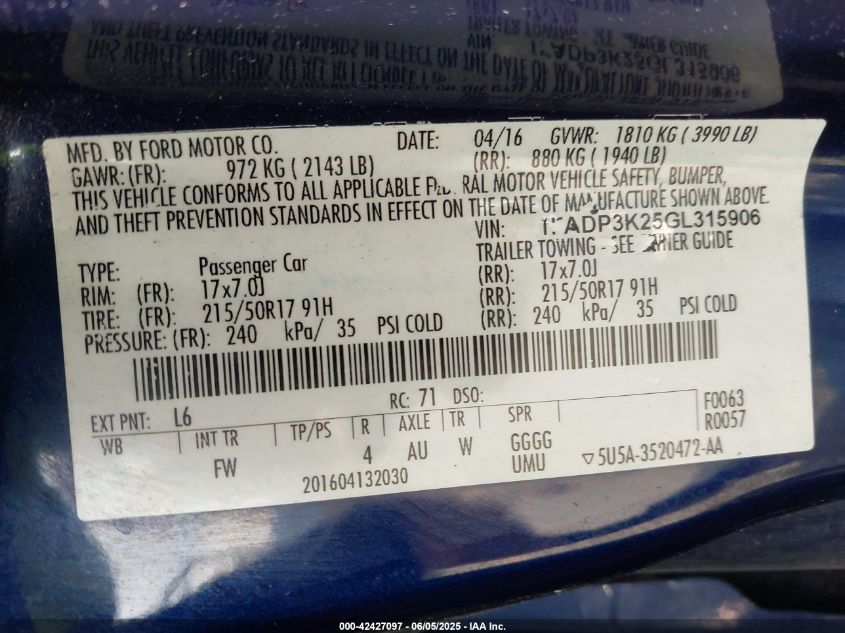 2016 Ford Focus Titanium VIN: 1FADP3N25GL239552 Lot: 42427097