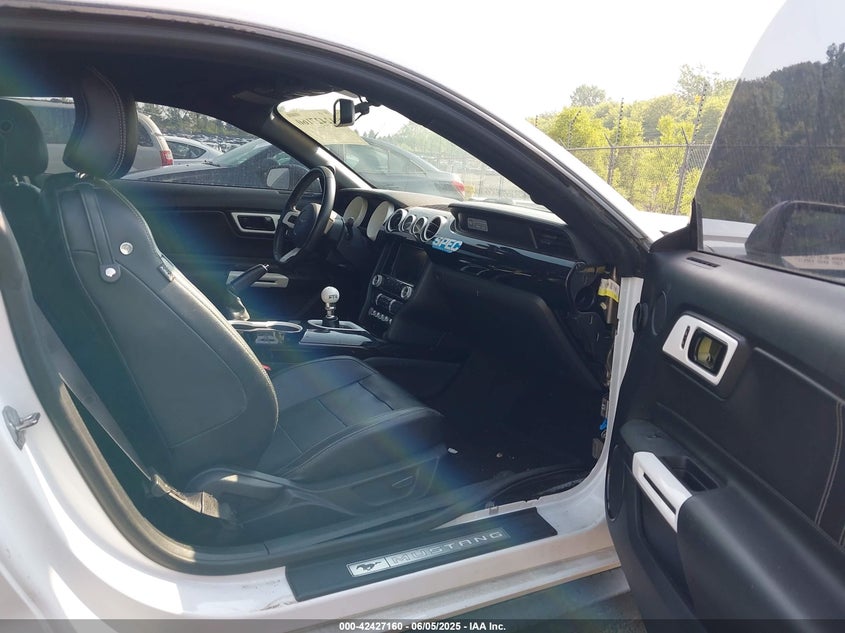 2015 FORD MUSTANG VIN: 1FA6P8TH4F5318890