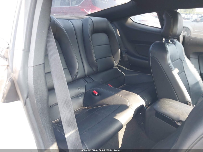 2015 FORD MUSTANG VIN: 1FA6P8TH4F5318890