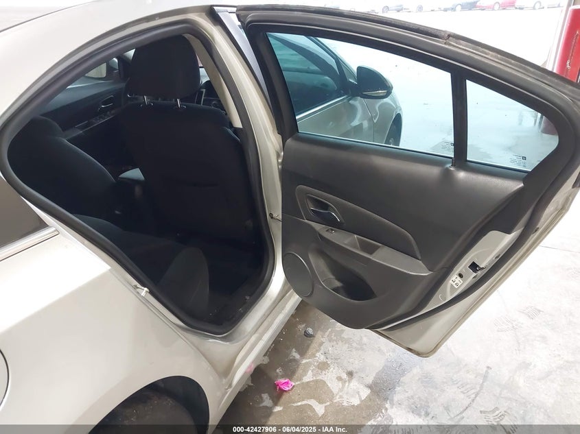 2015 CHEVROLET CRUZE VIN: 1G1PC5SB7F7131985