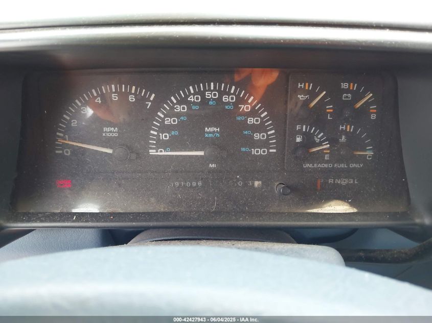 1995 Dodge Grand Caravan Le/Es VIN: 1B4GH54R3SX517636 Lot: 42427943