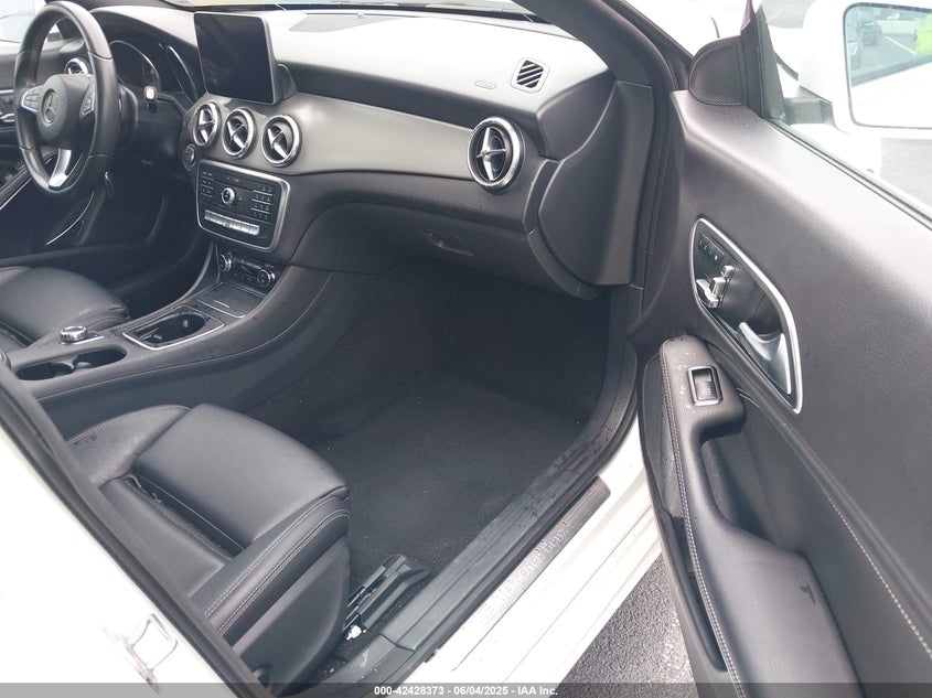 2018 MERCEDES-BENZ CLA 250 VIN: WDDSJ4EBXJN676439