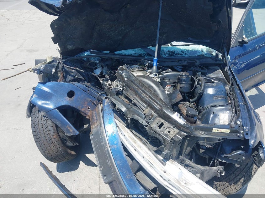 WBAAZ33435KW77417 2005 BMW 3ER photo no. 10