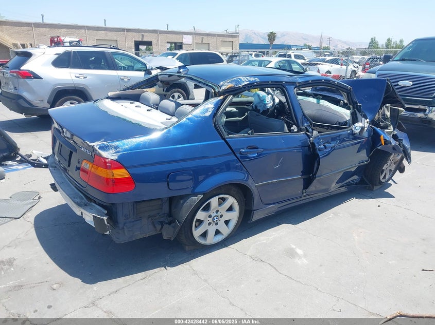 WBAAZ33435KW77417 2005 BMW 3ER photo no. 4