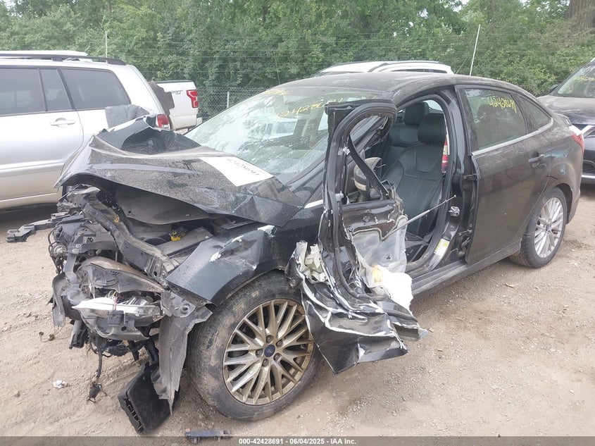 2014 FORD FOCUS TITANIUM - 1FADP3J23EL459484