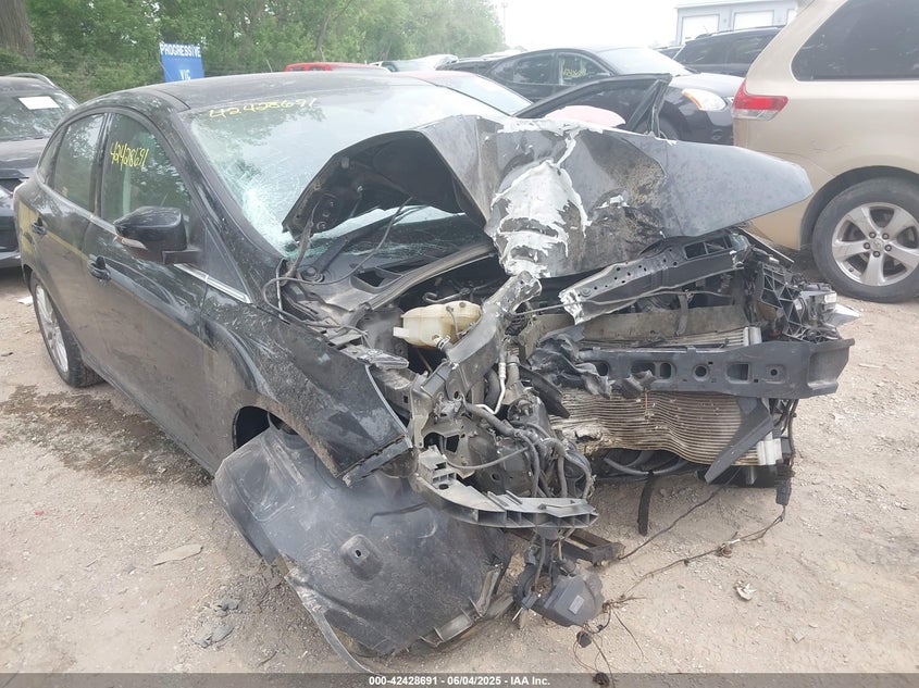 2014 FORD FOCUS TITANIUM - 1FADP3J23EL459484