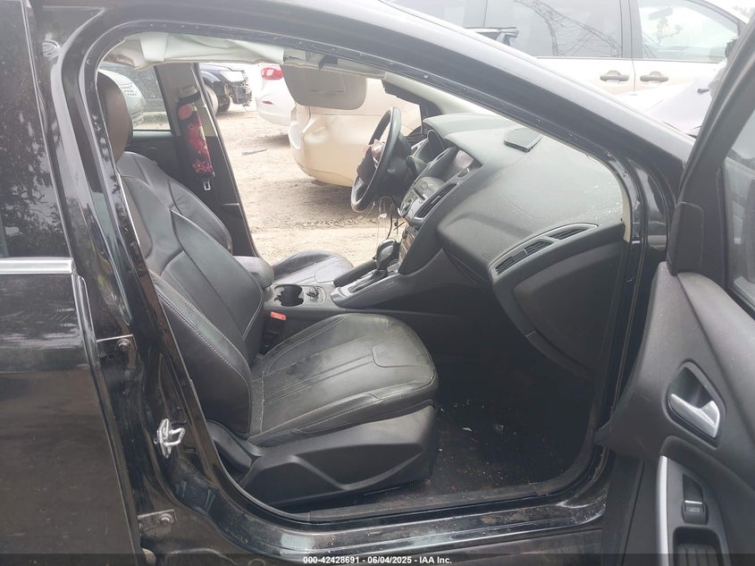 2014 FORD FOCUS TITANIUM - 1FADP3J23EL459484