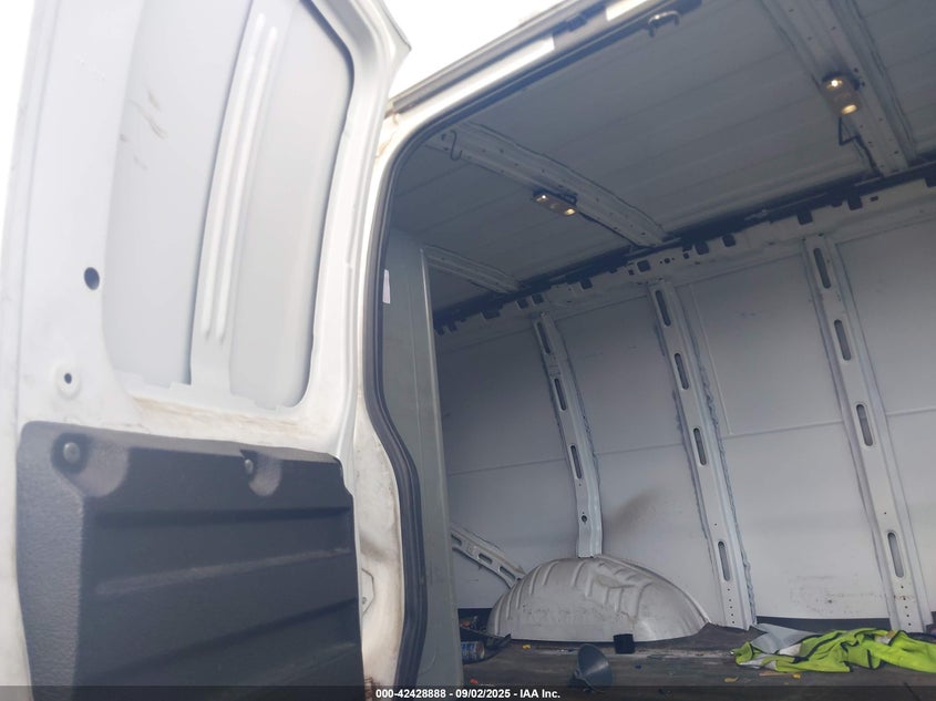 2018 GMC Savana 2500 Work Van VIN: 1GTW7AFG1J1342441 Lot: 42428888