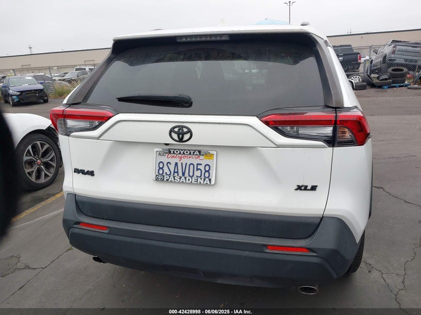 2020 TOYOTA RAV4 XLE PREMIUM - JTMC1RFV2LD059887