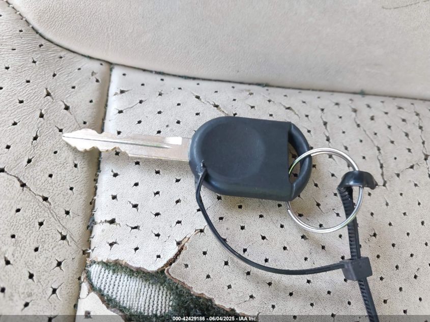 2007 Lincoln Mkx VIN: 2LMDU68C07BJ40100 Lot: 42429186