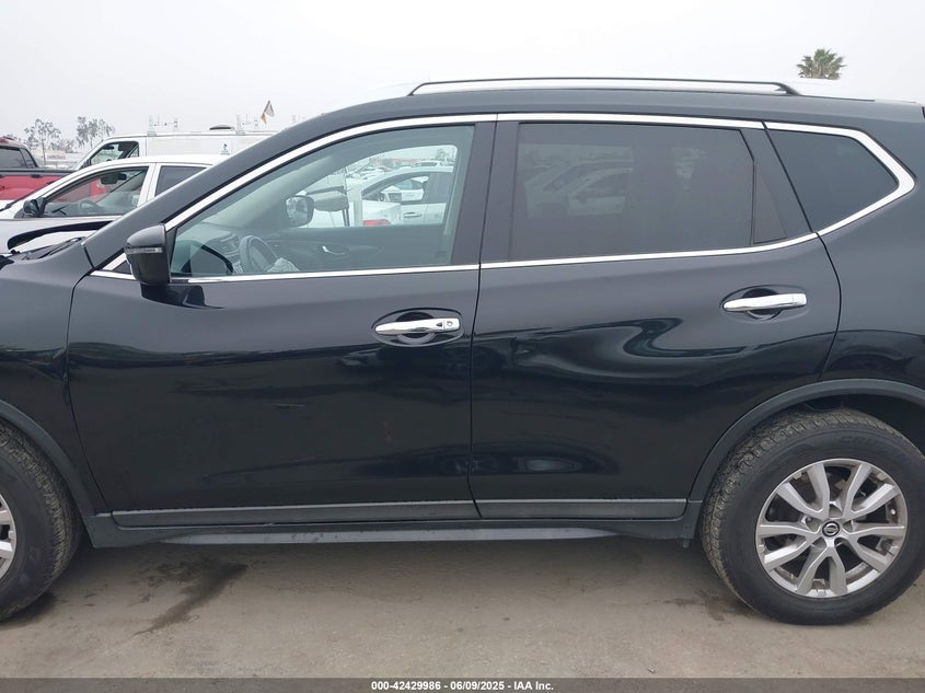 2018 NISSAN ROGUE SV - KNMAT2MT9JP500789