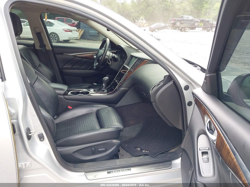 2016 INFINITI Q50 3.0T SPORT - JN1EV7AP2GM302214