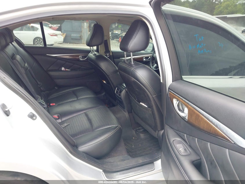 2016 INFINITI Q50 3.0T SPORT - JN1EV7AP2GM302214