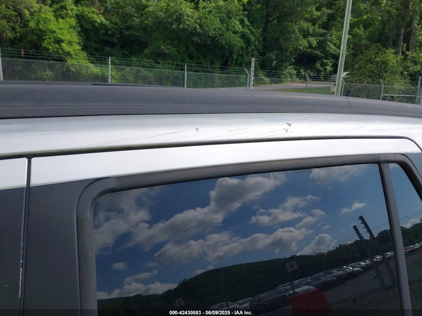 2012 HYUNDAI SANTA FE VIN: 5XYZGDABXCG158161