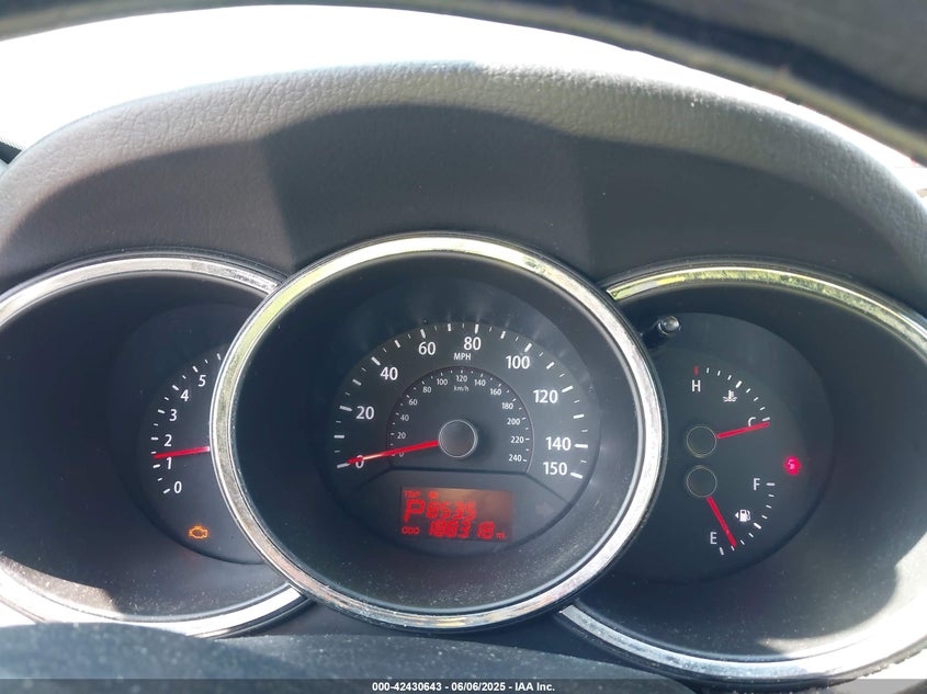 2013 KIA SORENTO VIN: 5XYKTDA23DG309839