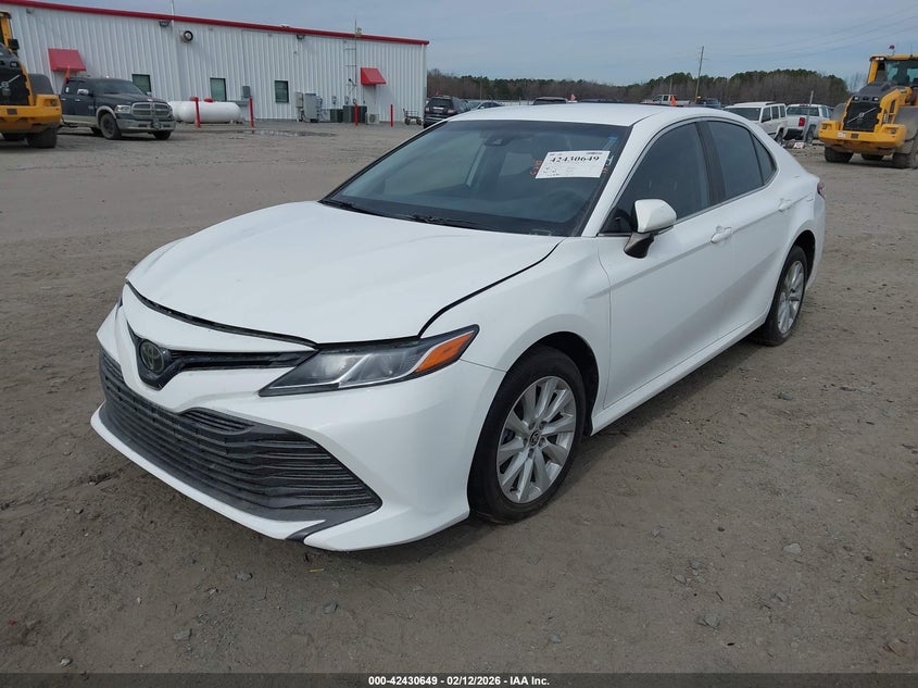 2020 Toyota Camry Le Awd