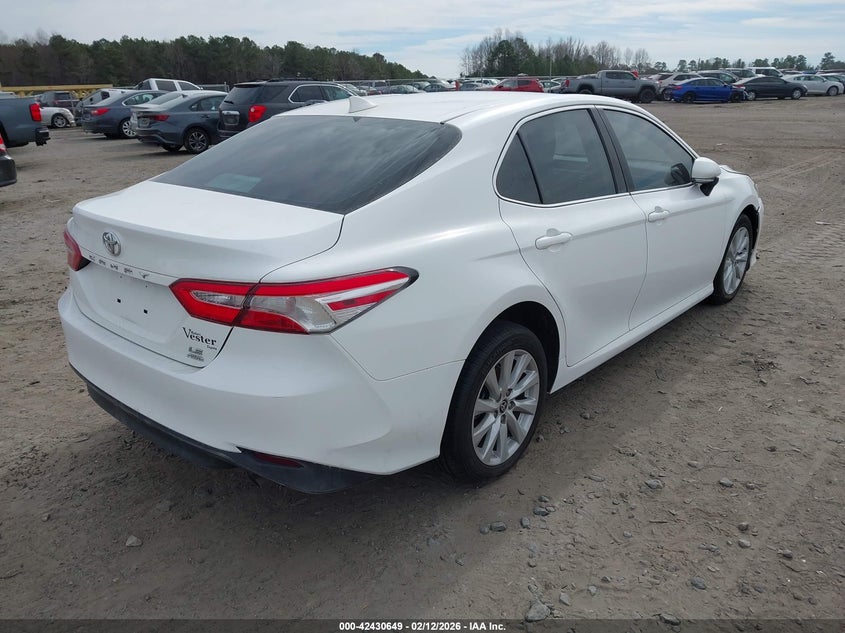 2020 Toyota Camry Le Awd