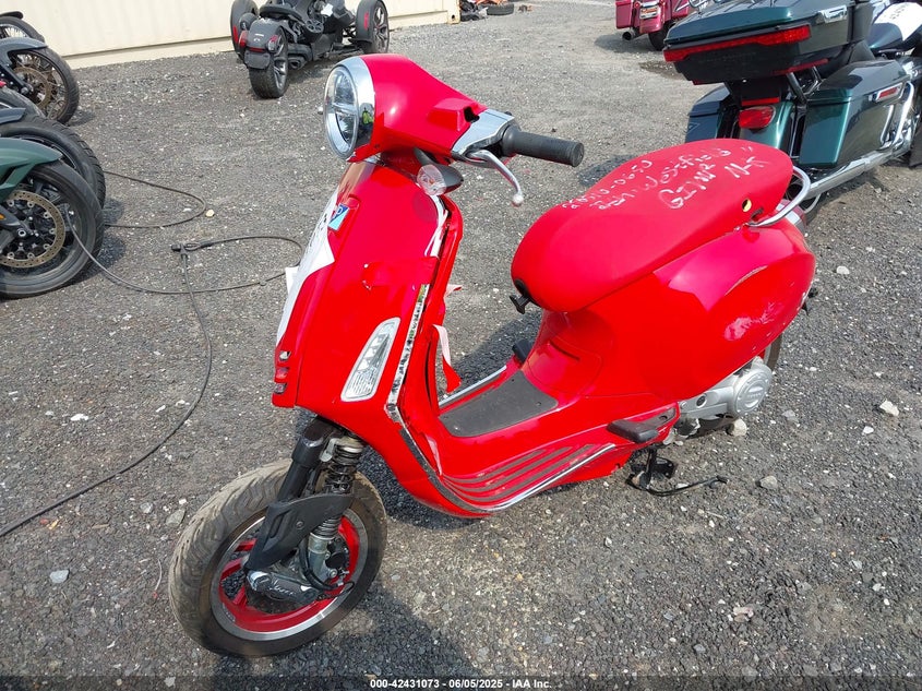 VIN ZAPCA06B3P5107137 2023 VESPA PRIMAVERA/SPRINT 50