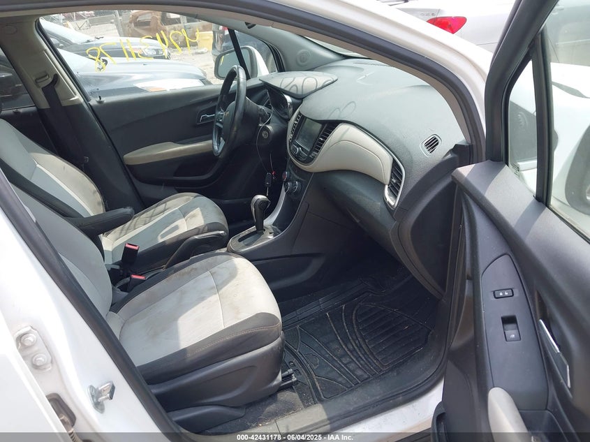 2017 CHEVROLET TRAX VIN: 3GNCJPSB0HL140086