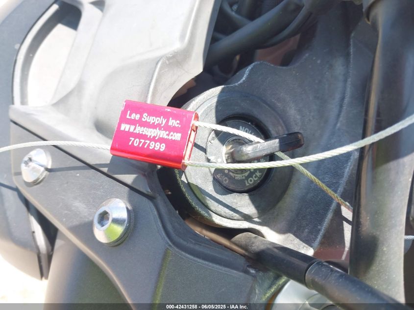 2014 Yamaha Fz09 VIN: JYARN33E2EA000130 Lot: 42431258