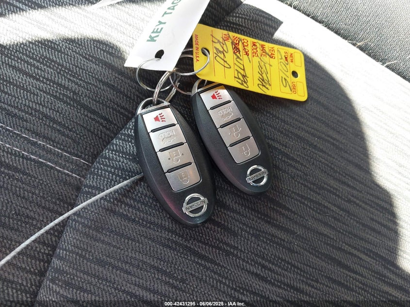 2015 NISSAN SENTRA SV - 3N1AB7AP7FY300221