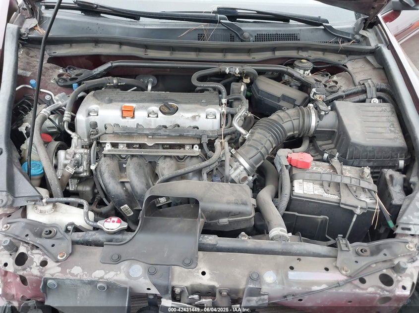2011 HONDA ACCORD VIN: 1HGCP2F8XBA152299