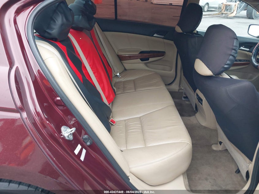 2011 HONDA ACCORD VIN: 1HGCP2F8XBA152299