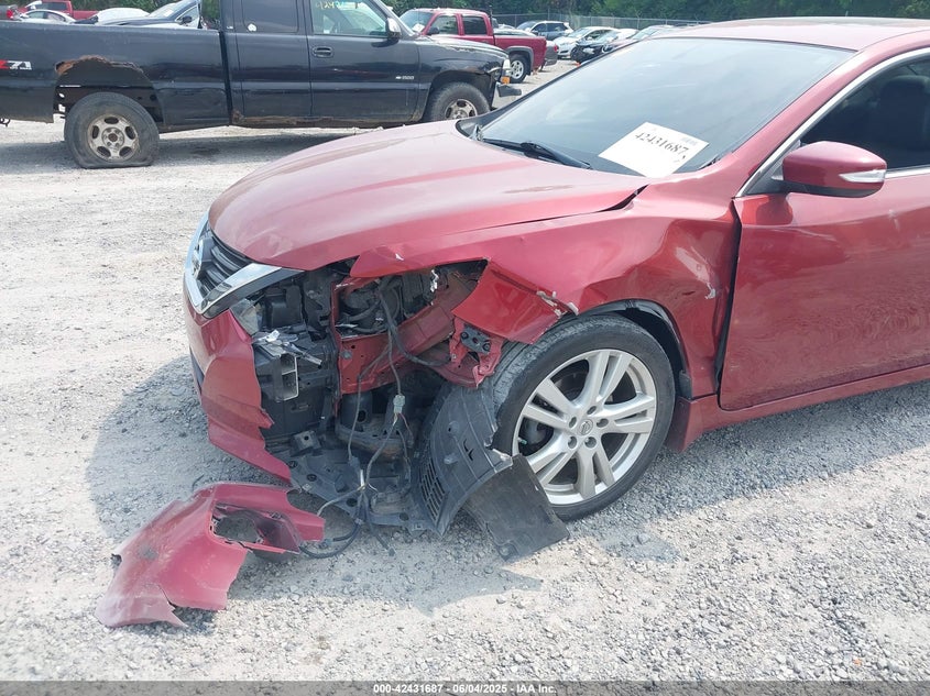 2016 NISSAN ALTIMA VIN: 1N4BL3AP3GC142130