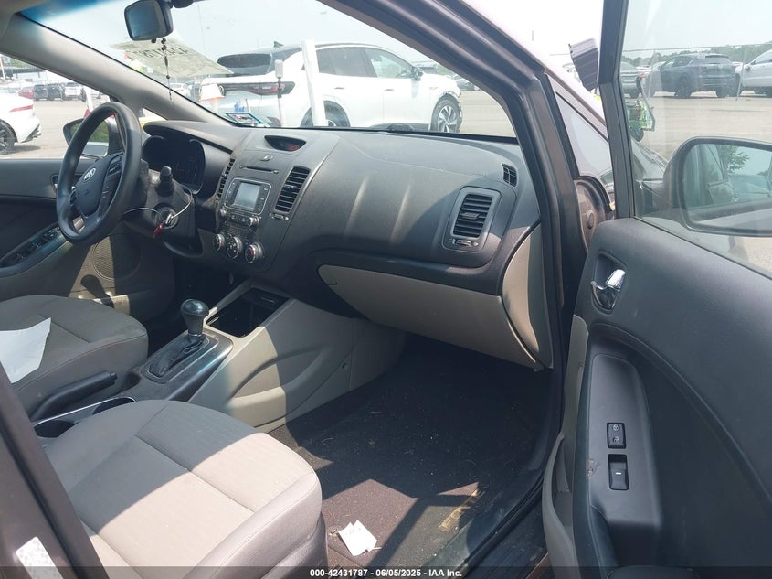 2016 KIA FORTE LX - KNAFX4A63G5497958