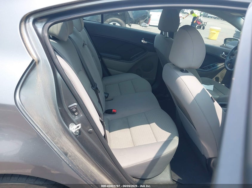 2016 KIA FORTE LX - KNAFX4A63G5497958