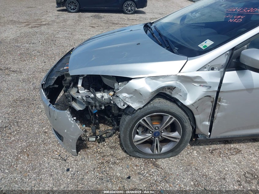 2018 FORD FOCUS SE - 1FADP3FE8JL256734