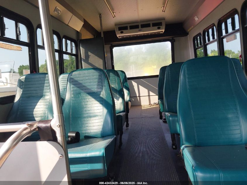 2011 Ford E-450 Cutaway VIN: 1FDFE4FS5BDB05216 Lot: 42432429