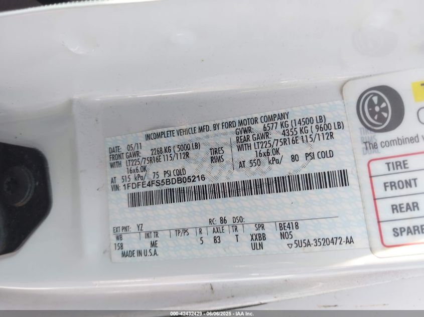 2011 Ford E-450 Cutaway VIN: 1FDFE4FS5BDB05216 Lot: 42432429