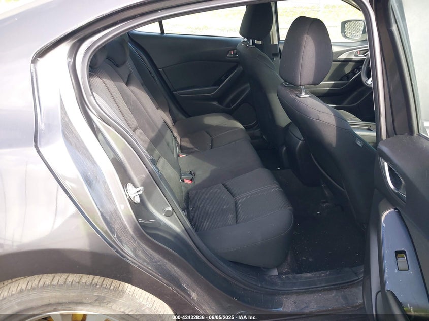 2017 MAZDA MAZDA3 4-DOOR SPORT - 3MZBN1U75HM106084